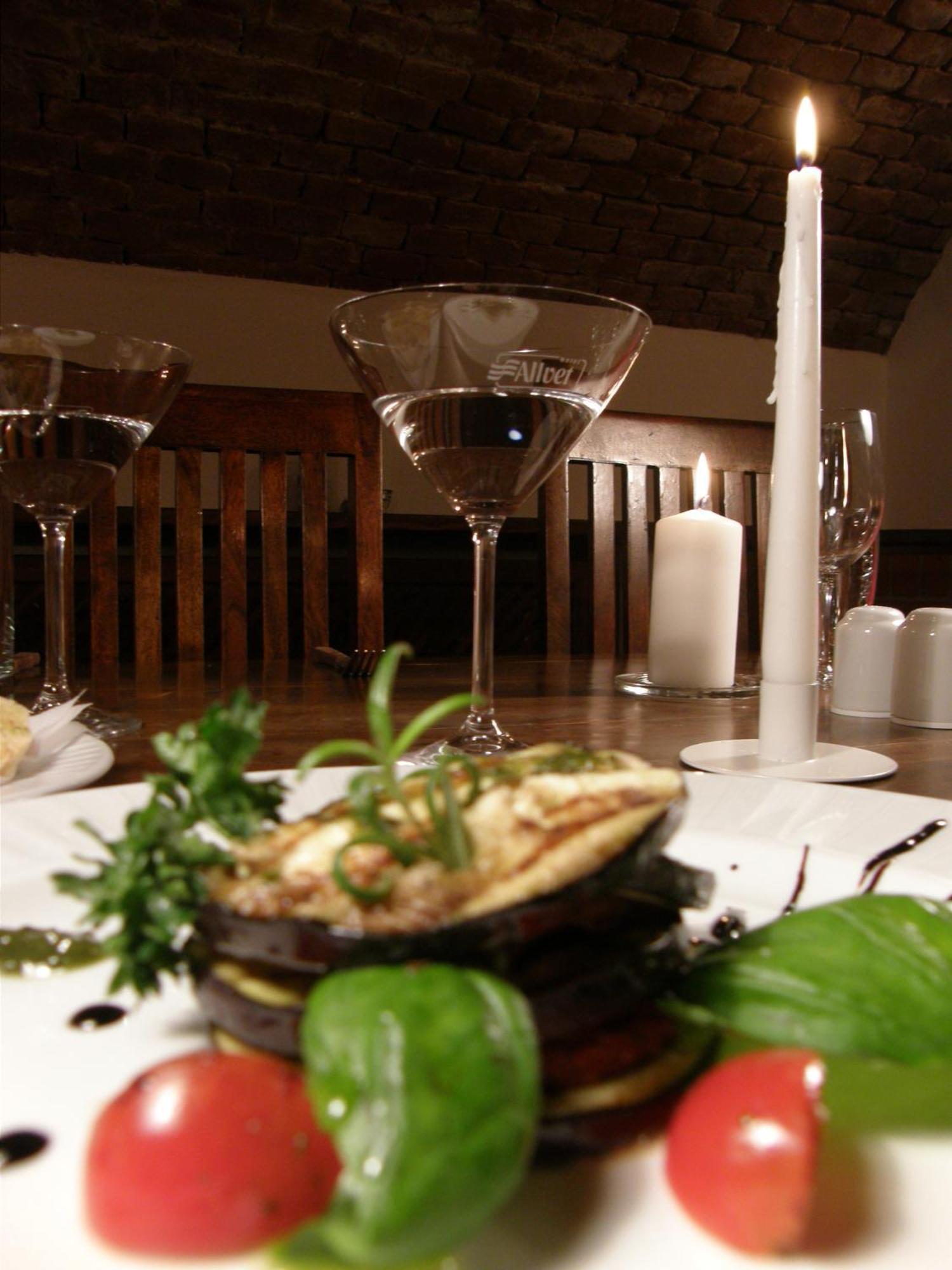 Hotel Allvet Drnovice  Εξωτερικό φωτογραφία
