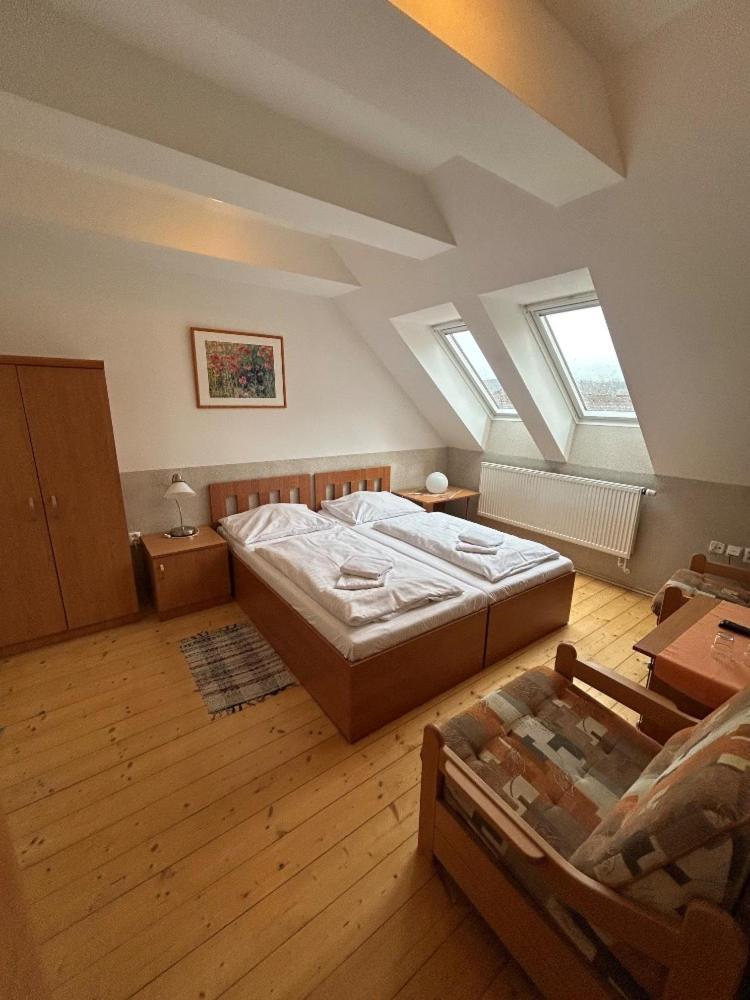 Hotel Allvet Drnovice  Εξωτερικό φωτογραφία