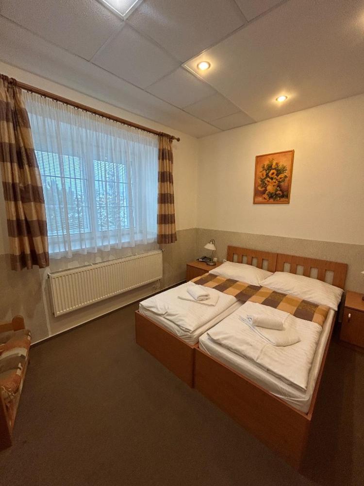Hotel Allvet Drnovice  Εξωτερικό φωτογραφία